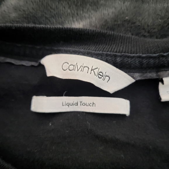 Calvin Klein Black T-Shirt - Picture 3 of 4